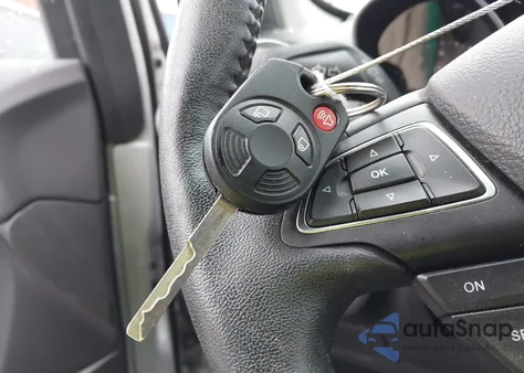 2017 Ford Escape Se z USA, uszkodzony, nr VIN 1FMCU9GD3HUD83012